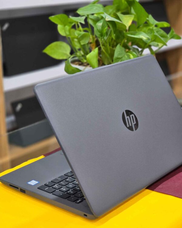 Hp 250 G7 core i5 - Image 2