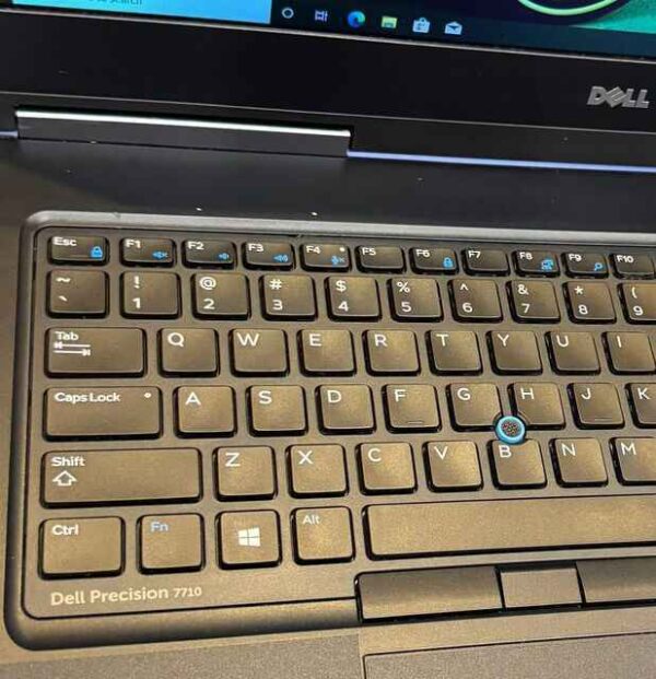 Dell Precision 7710 - Image 5