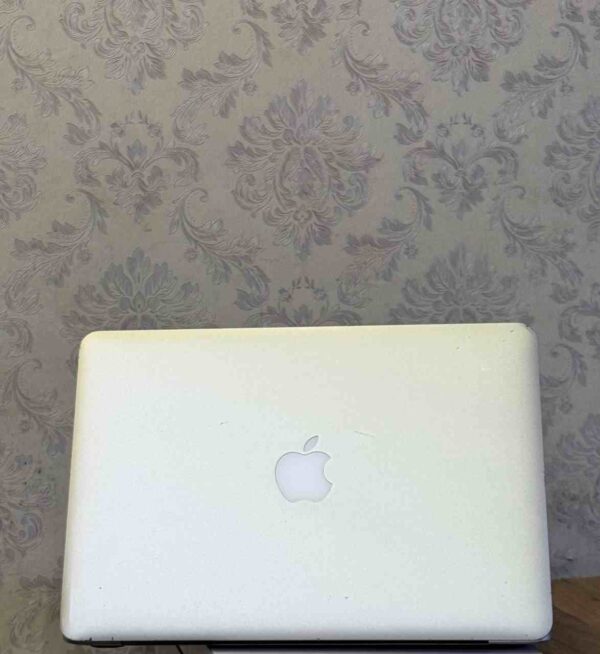 Apple Macbook Pro 2015 - Image 3