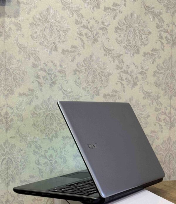 Acer Aspire V5-561P - Image 4