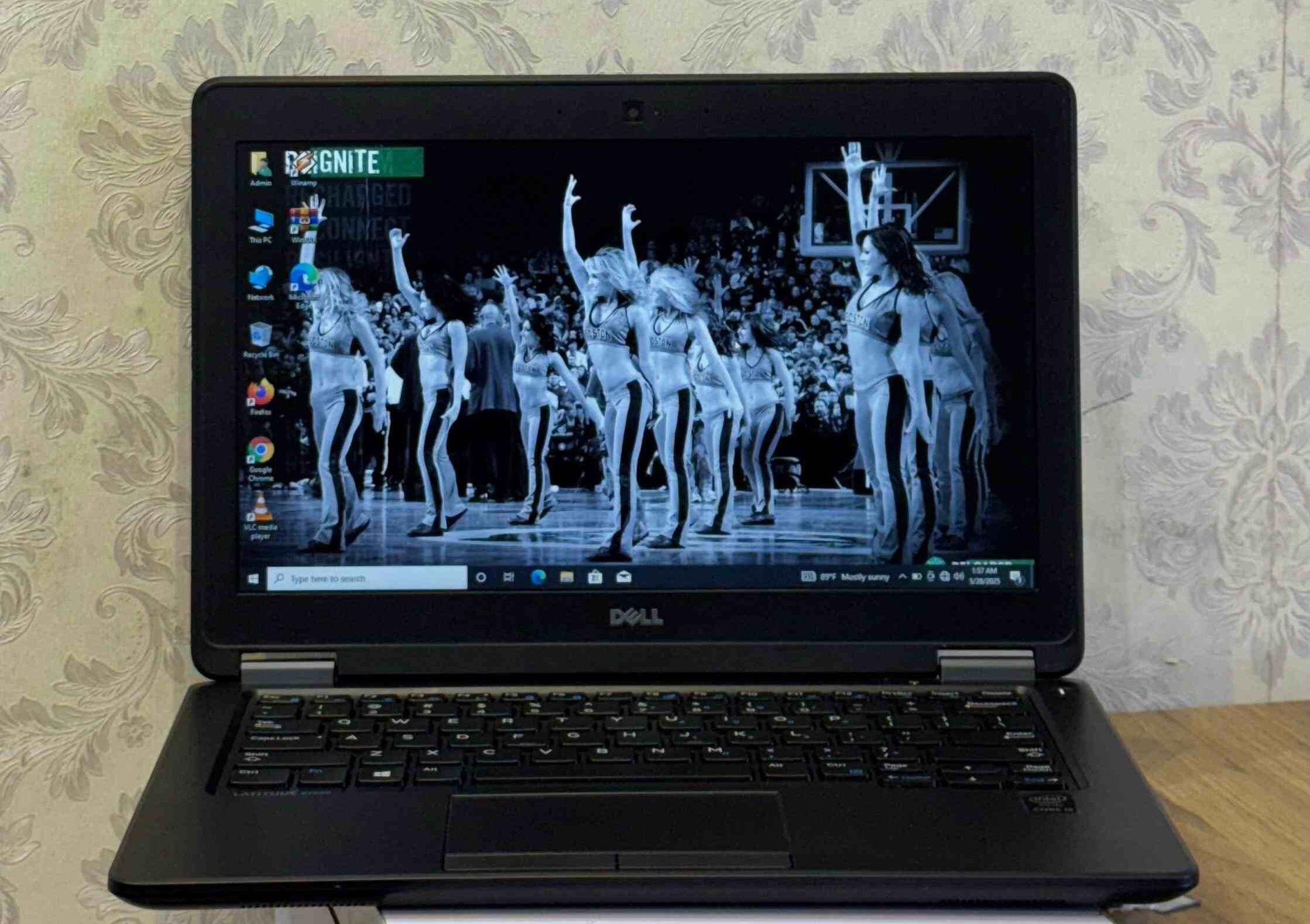 Dell Latitude E7250 core i5 5th gen
