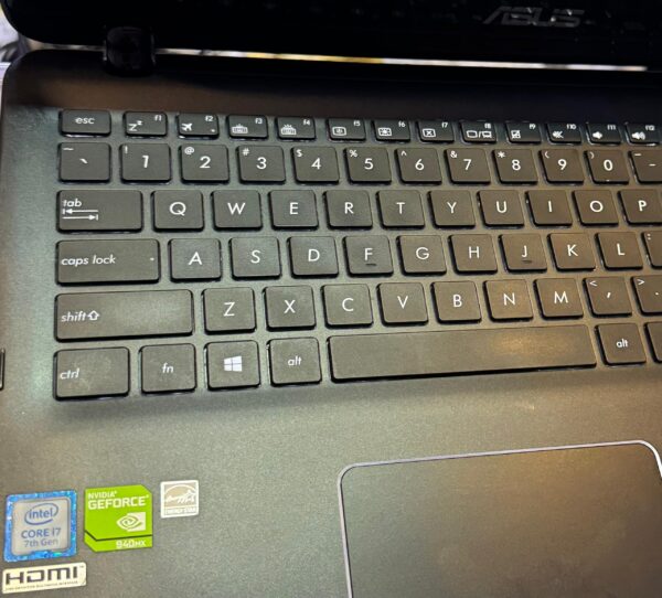 Asus Q524UQK x360 i7 (7t gen) - Image 5