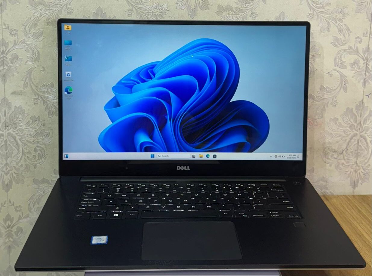 Dell XPS 15 9560 i7 16GB RAM/512GB SSD